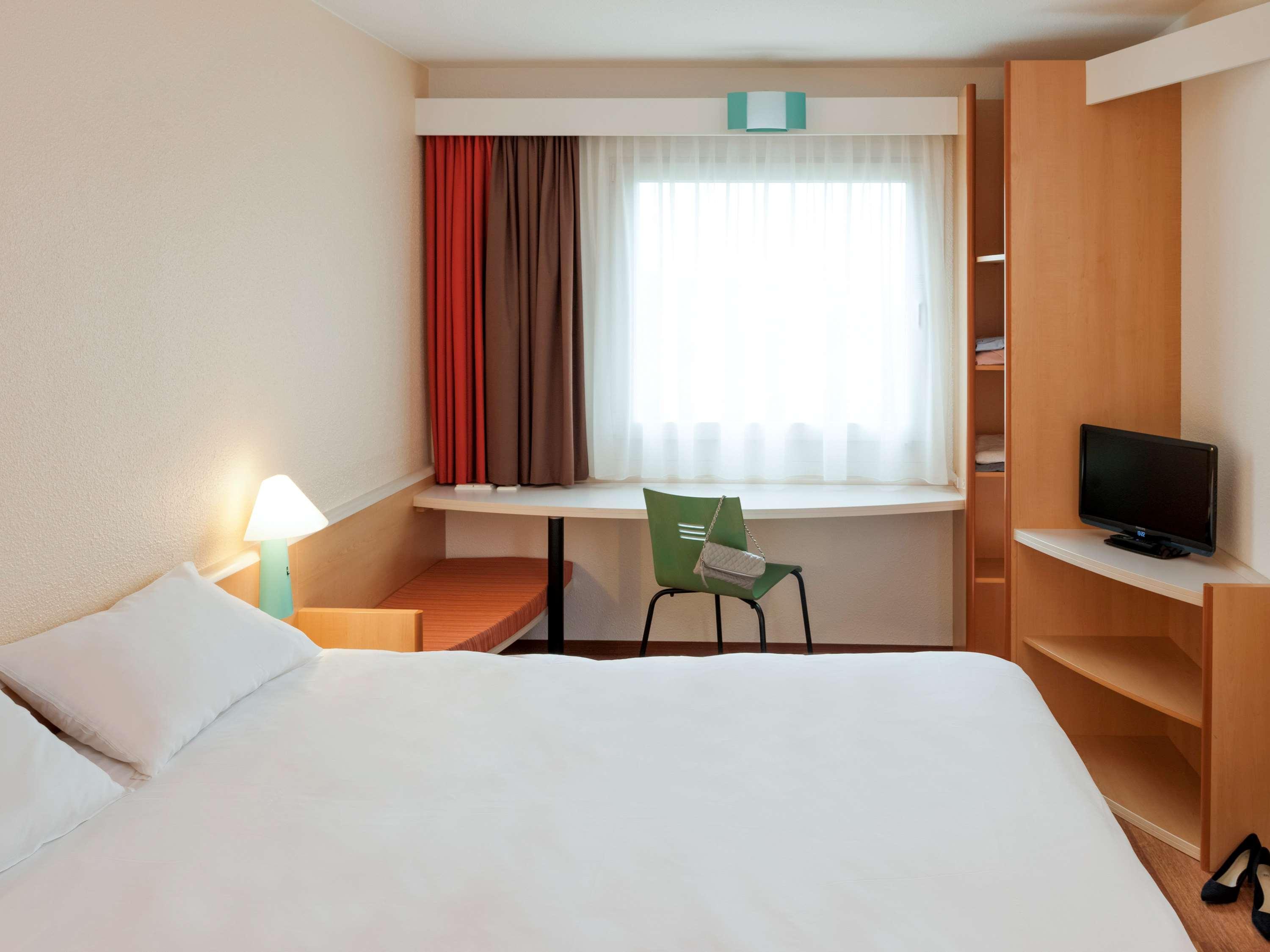 Ibis Hamburg Alsterring Hotel Exterior photo